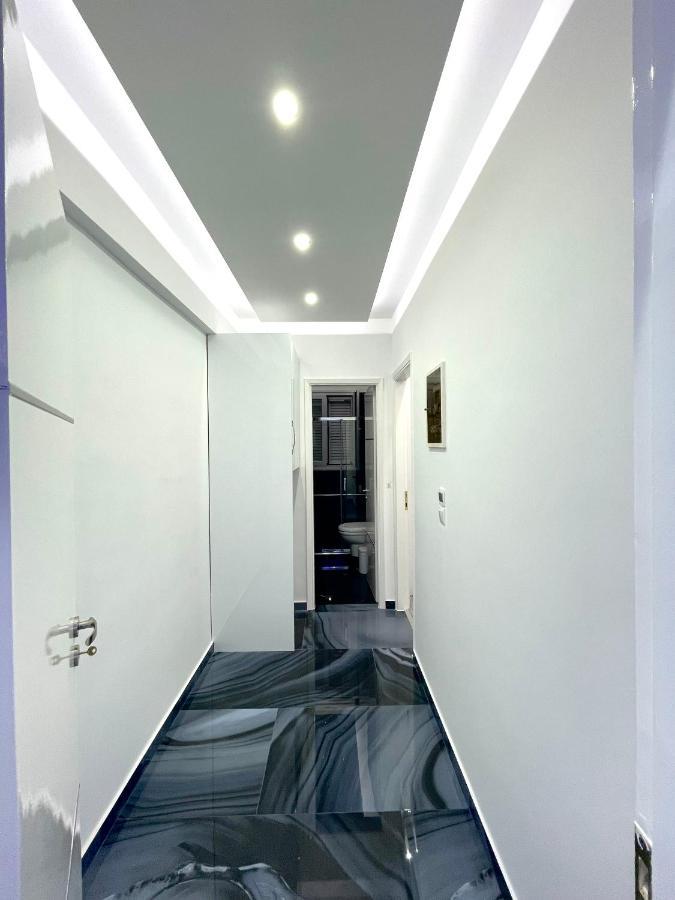 Rafina'S Luxury Apartment ภายนอก รูปภาพ